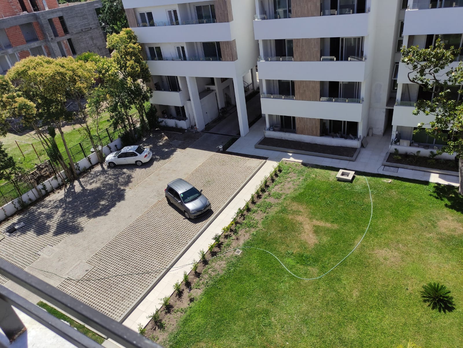 Magnolias — Diego Inglese Arquitecto